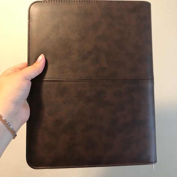 Business/work folder - Picture 4 of 6